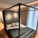 Berht - Al Centro Di 4*