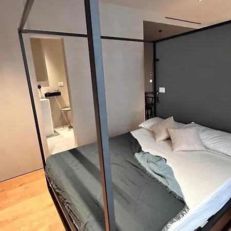 Pensión Berht - Al Centro Di 4*